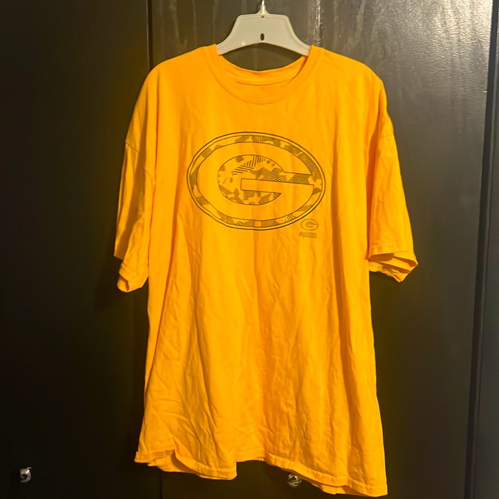 NFL Team Apparel Mens Green Bay Packers Short Sleeve